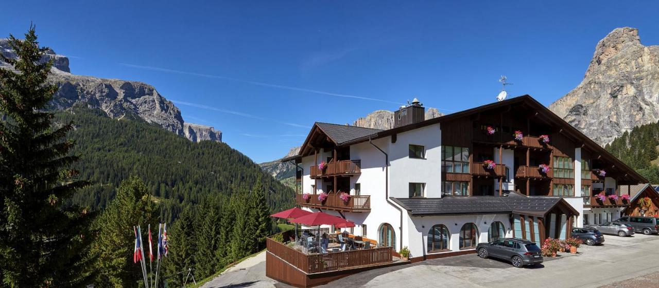 Sporthotel Panorama Corvara In Badia Εξωτερικό φωτογραφία